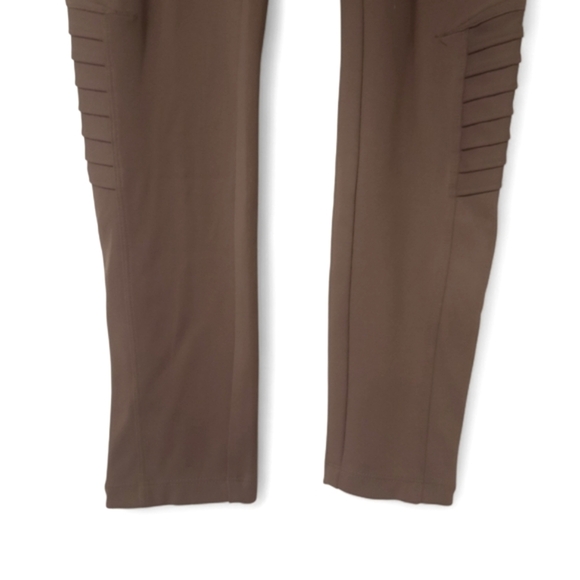 ATHLETA Moto Zip Delancy Tight Sculptek UPF 50+ Stretch Pockets Legging Taupe - Picture 7 of 12